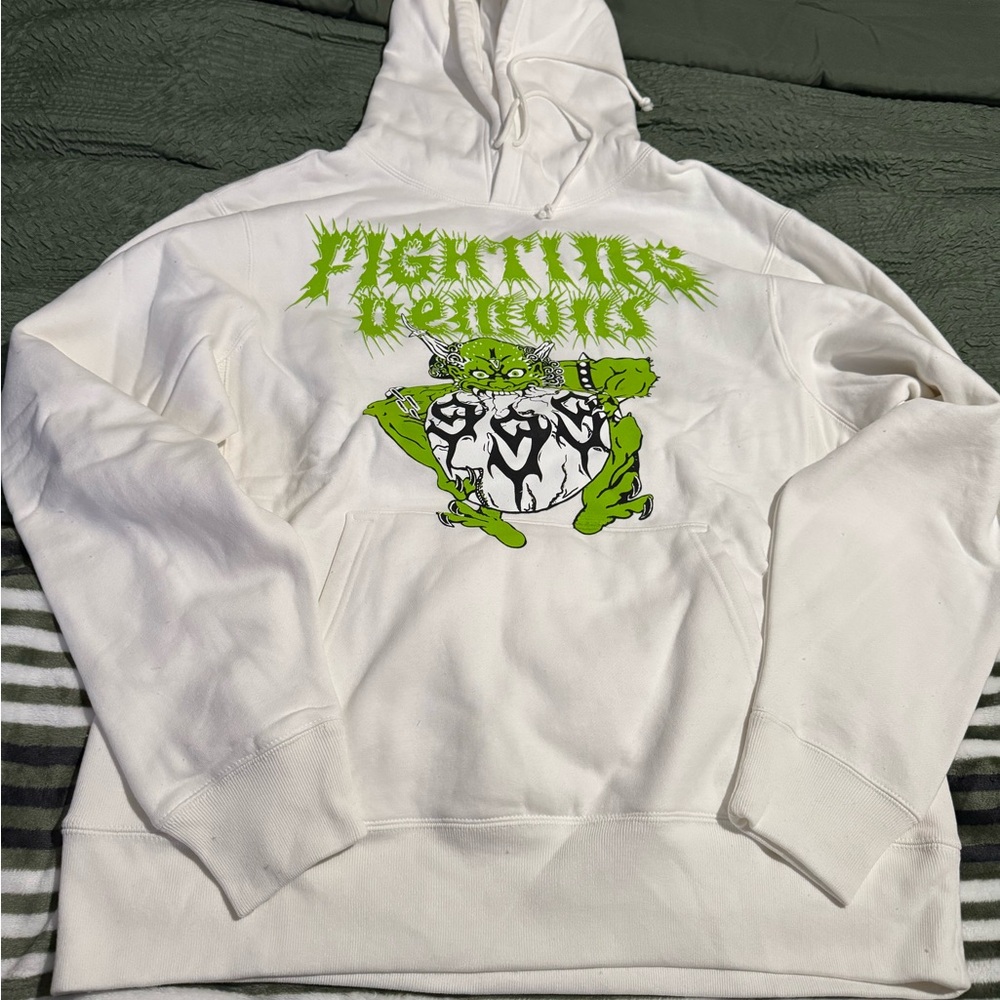 White V lone hoodie, Juice WRLD 999 fighting demons new vlone